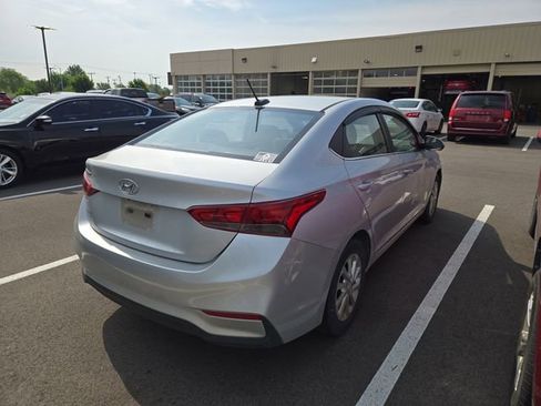 Used 2019 Hyundai Accent SEL FWD image 4