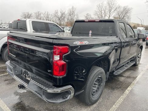 Used 2022 Chevrolet Silverado 1500 LT image 17