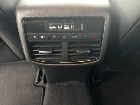 Used 2022 MAZDA CX-9 Touring image 14