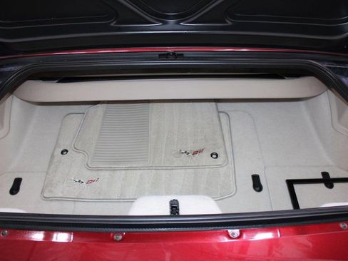 Used 2003 Chevrolet Corvette 50th Anniversary Edition w/ Preferred Equipment Group1 image 37