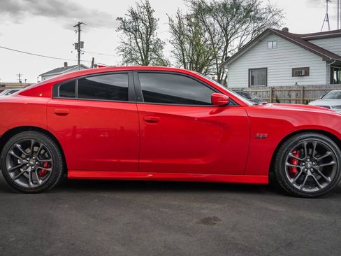Used 2022 Dodge Charger Scat Pack w/ Plus Group RWD image 11