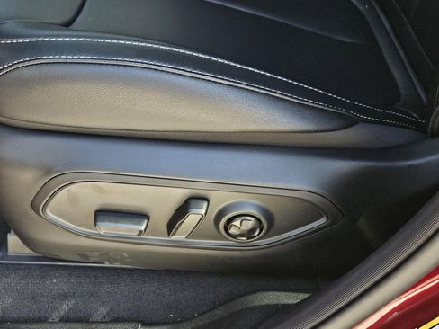 New 2025 Jeep Grand Cherokee L Limited w/ Black Appearance Package image 15