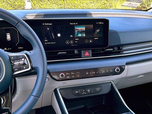 Certified 2026 Kia Carnival SX image 8