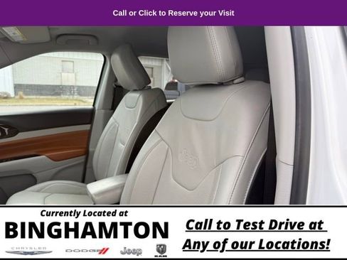 Used 2022 Jeep Compass Limited image 12