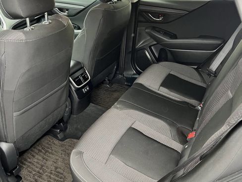 Used 2022 Subaru Outback Premium image 12