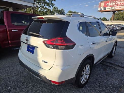 Used 2020 Nissan Rogue S w/ Special Edition Package FWD image 6