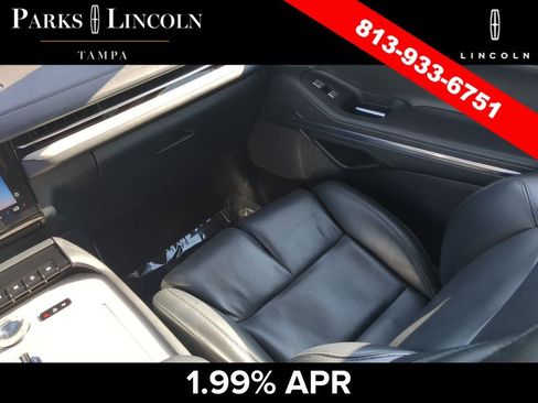 Used 2025 Lincoln Navigator Reserve AWD/4WD image 14