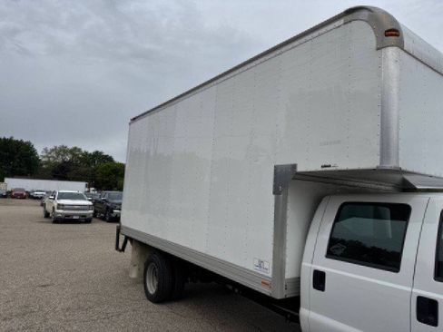 Used 2006 Ford F450 XL image 2