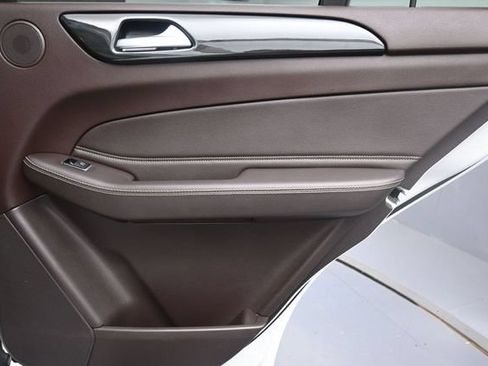 Used 2018 Mercedes-Benz GLE 350 image 26