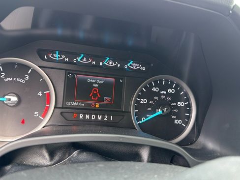 Used 2019 Ford F450 XLT w/ XLT Premium Package image 4