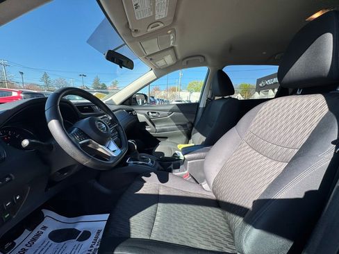 Used 2018 Nissan Rogue SV AWD/4WD image 21
