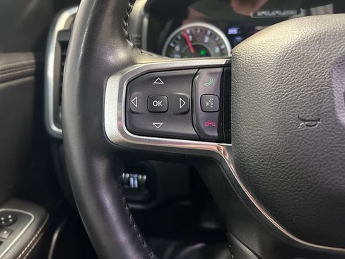 Used 2022 RAM 1500 Laramie w/ Sport Appearance Package AWD/4WD image 10