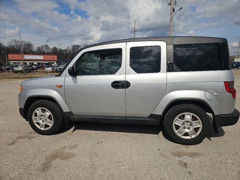 Used 2010 Honda Element LX image 2