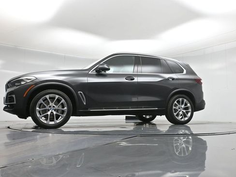 Used 2023 BMW X5 xDrive40i image 54