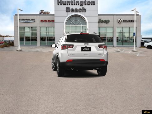 New 2026 Jeep Compass Latitude w/ Quick Order Package 29K image 13