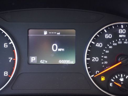 Used 2023 Kia Seltos EX AWD/4WD image 8