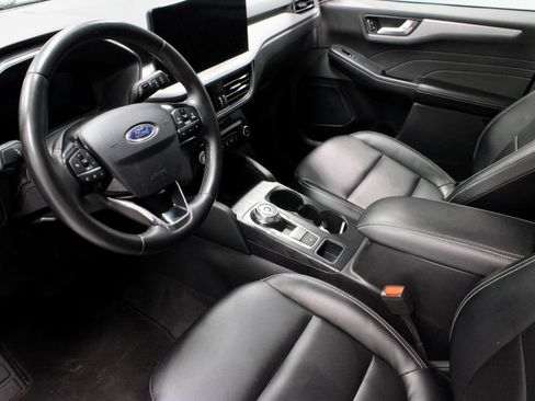 Used 2023 Ford Escape Platinum AWD/4WD image 23