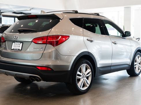Used 2014 Hyundai Santa Fe Sport 2.0T w/ Navigation Package 06 AWD/4WD image 4