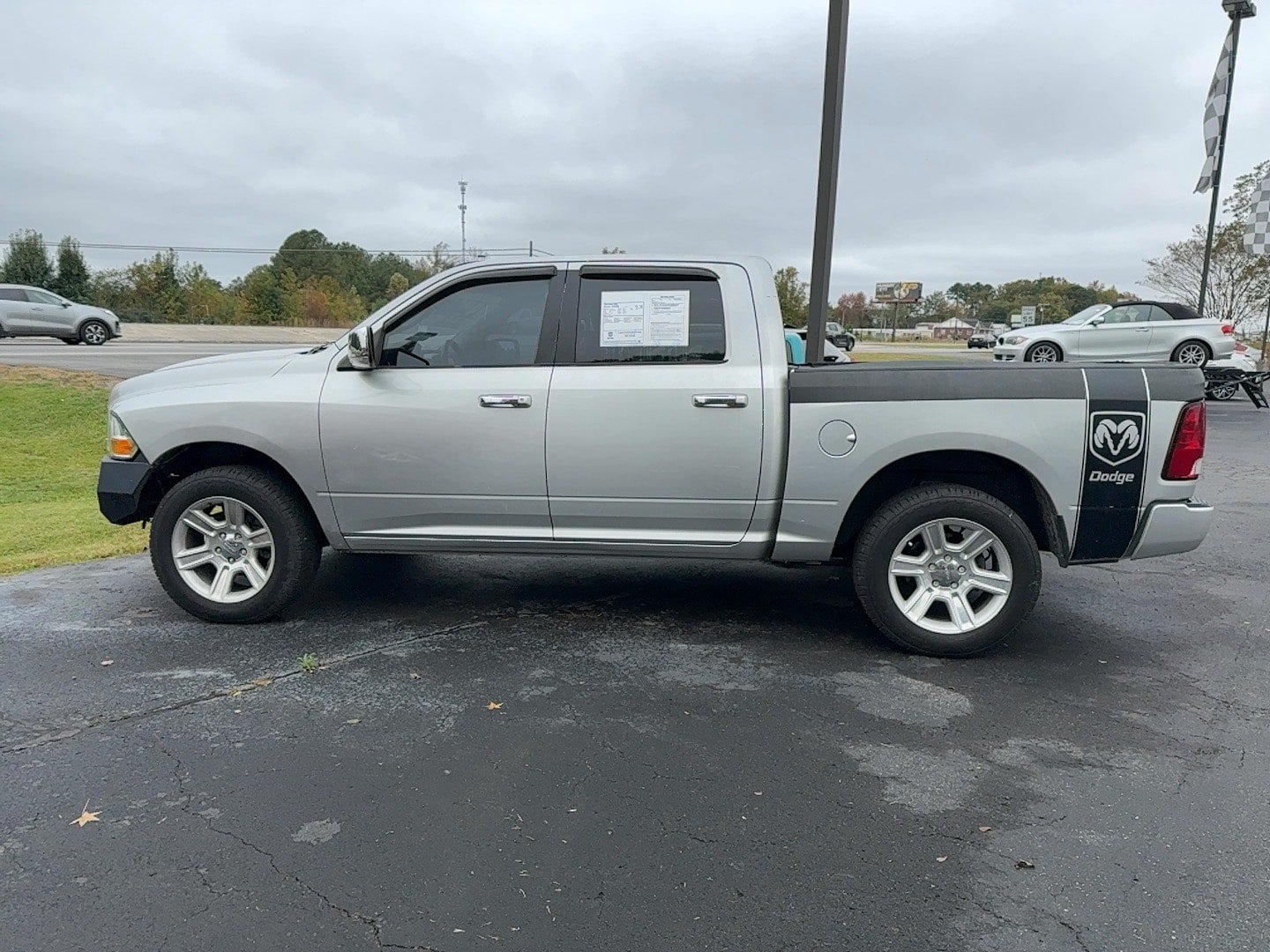 Used 2012 RAM 1500 Limited AWD/4WD image 2