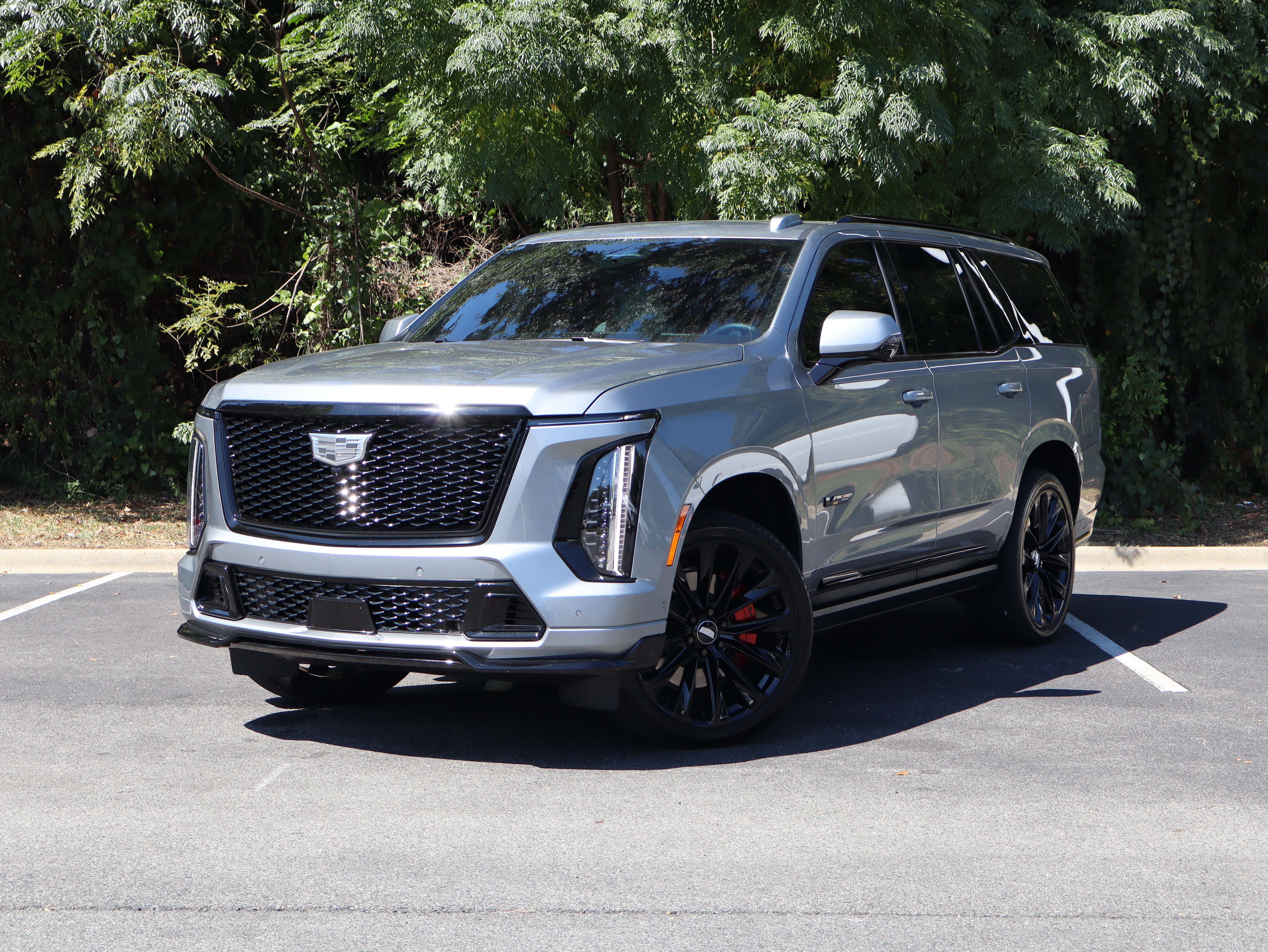 Certified 2026 Cadillac Escalade V AWD/4WD image 2