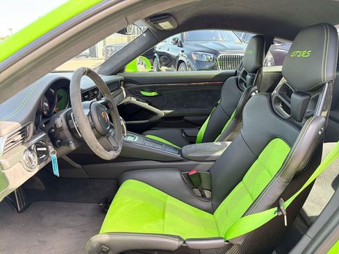 Used 2019 Porsche 911 GT3 RS RWD image 23