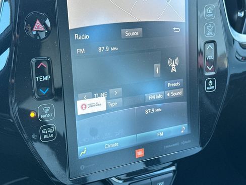 Used 2020 Toyota Prius Limited image 23