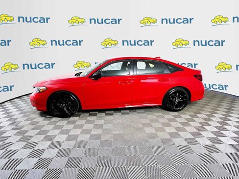 Used 2025 Honda Civic Sport image 4