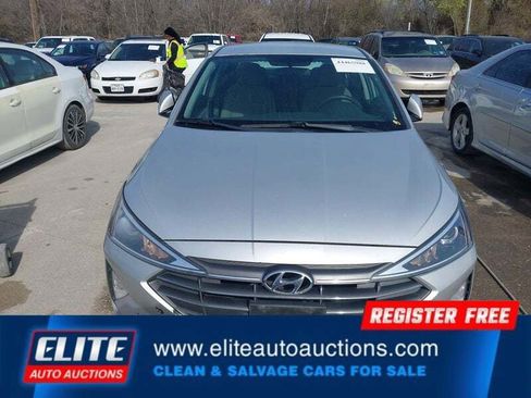 Used 2019 Hyundai Elantra SE w/ Cargo Package image 11