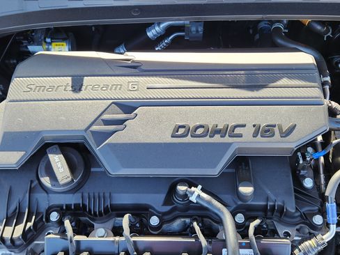 New 2025 Hyundai Elantra Sport image 18