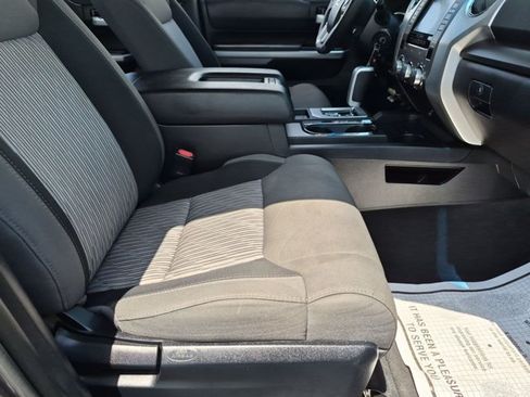 Used 2014 Toyota Tundra SR5 w/ SR5 Upgrade Package RWD image 18