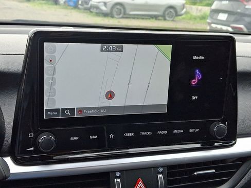 Certified 2023 Kia Forte GT-Line w/ GT-Line Technology Package FWD image 17