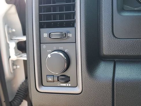 Used 2022 RAM 1500 Tradesman w/ Chrome Appearance Group AWD/4WD image 20