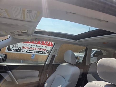 Used 2018 Subaru Forester 2.5i Premium AWD/4WD image 8