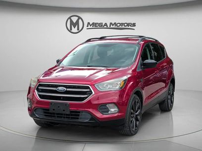 Used 2018 Ford Escape SE w/ SE Sport Appearance Package