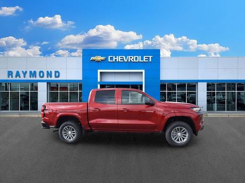 New 2026 Chevrolet Colorado LT w/ LT Convenience Package AWD/4WD image 2