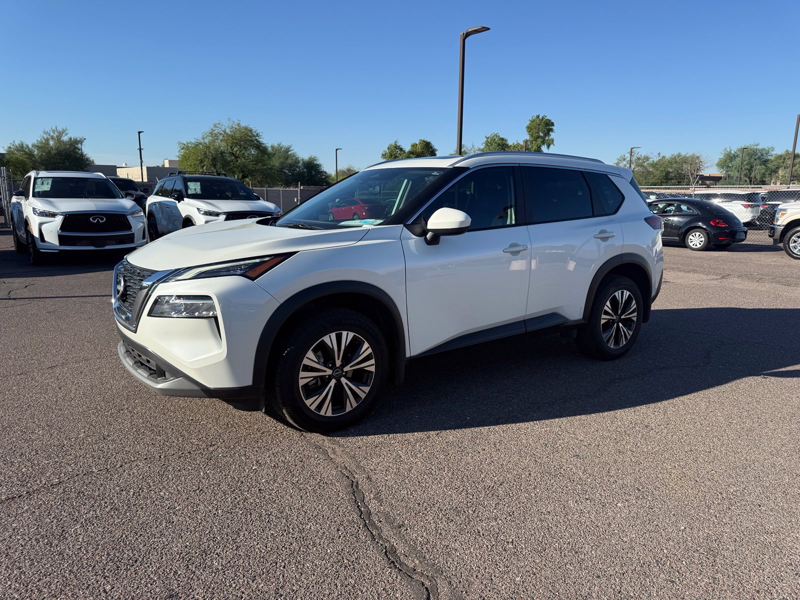 Certified 2023 Nissan Rogue SV w/ SV Premium B Package FWD image 1