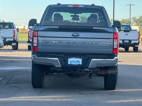 Used 2022 Ford F250 XLT w/ FX4 Off-Road Package image 4