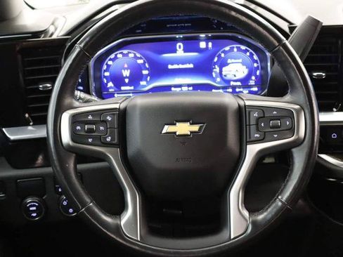 Used 2022 Chevrolet Silverado 1500 LT RWD image 32