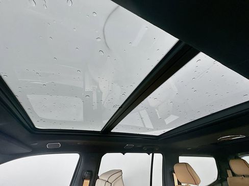 New 2026 Jeep Grand Wagoneer Summit image 14