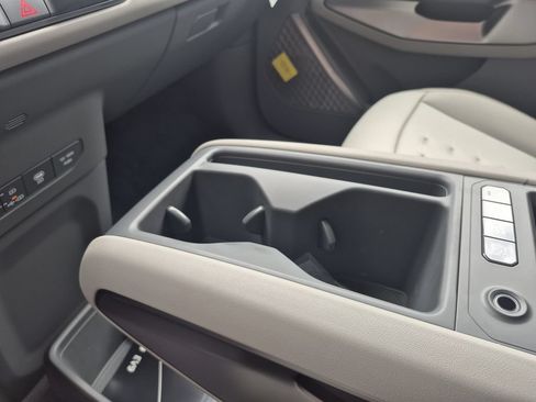 New 2026 Kia EV9 Wind AWD/4WD image 9