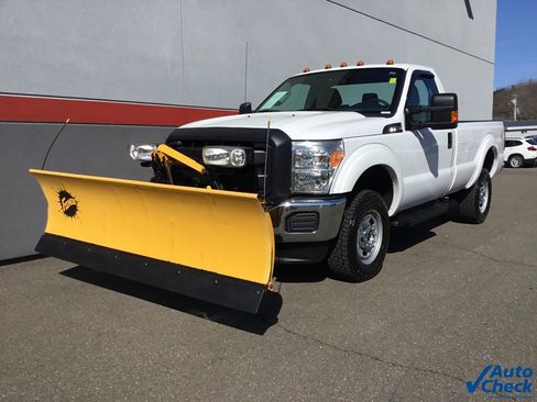 Used 2015 Ford F250 XL w/ Power Equipment Group image 5
