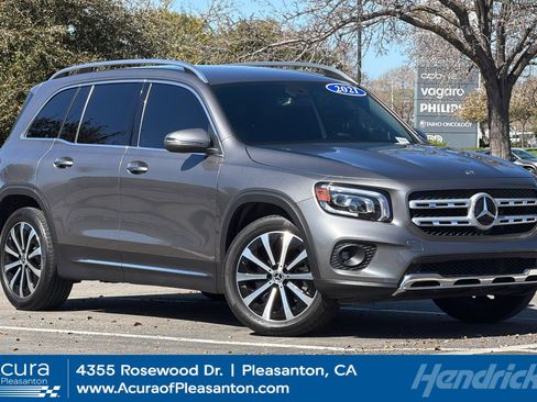 Used 2021 Mercedes-Benz GLB 250 250 image 1