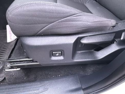 Used 2024 Toyota Tacoma SR5 image 29