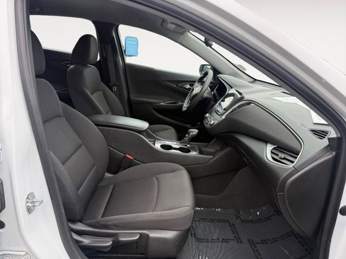 Used 2023 Chevrolet Malibu LS FWD image 19