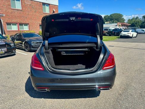 Used 2016 Mercedes-Benz S 550 4MATIC Sedan image 29