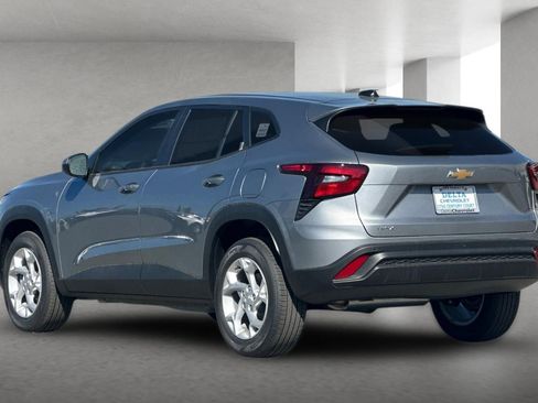 New 2026 Chevrolet Trax LS w/ LS Convenience Package image 6