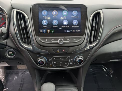 Used 2022 Chevrolet Equinox RS w/ RS Leather Package image 22