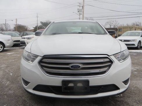 Used 2013 Ford Taurus SE image 5