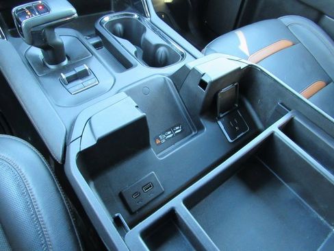 Certified 2023 GMC Sierra 1500 AT4 w/ AT4 Premium Package image 21