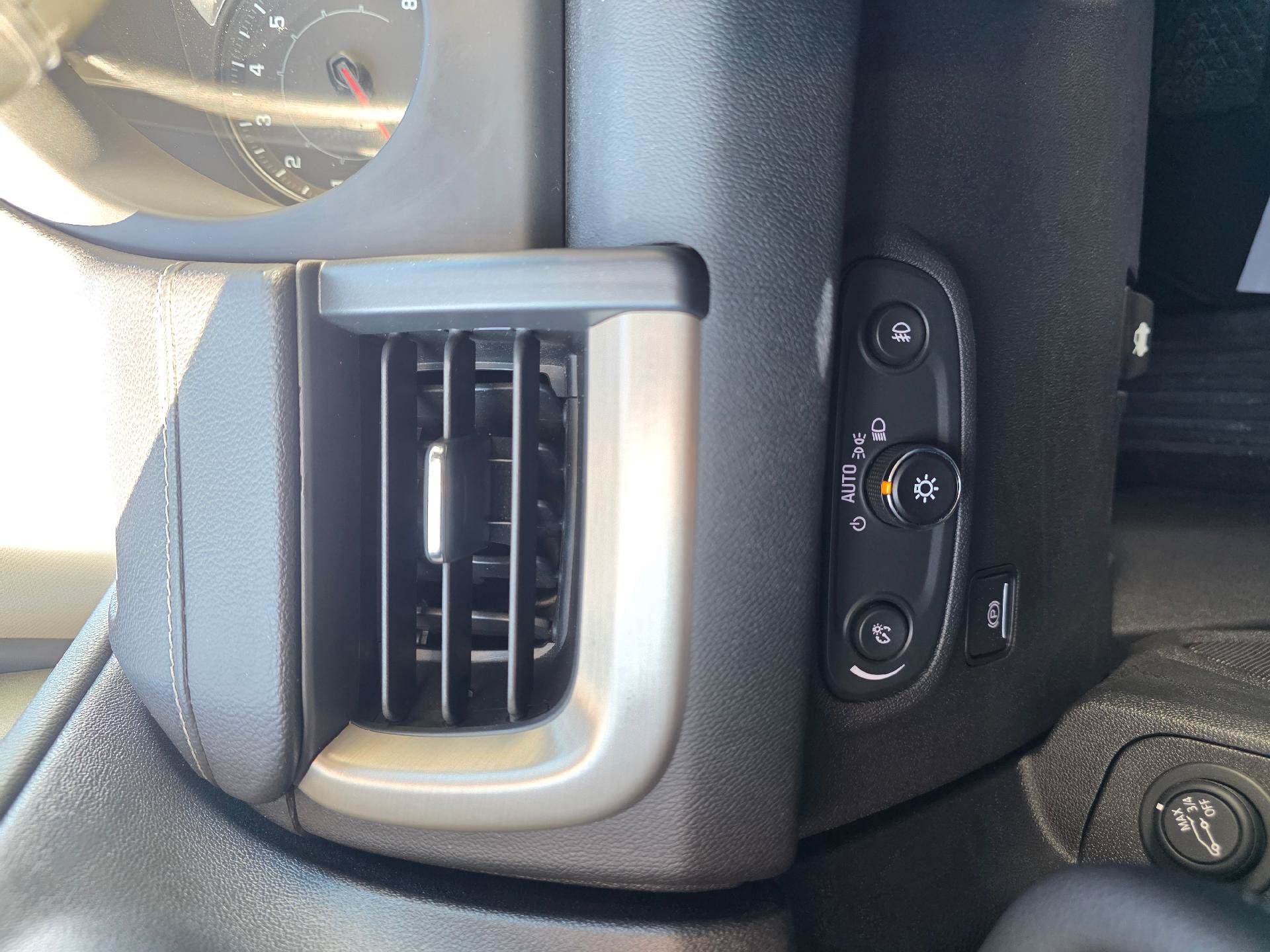 Used 2020 GMC Terrain Denali AWD/4WD image 9